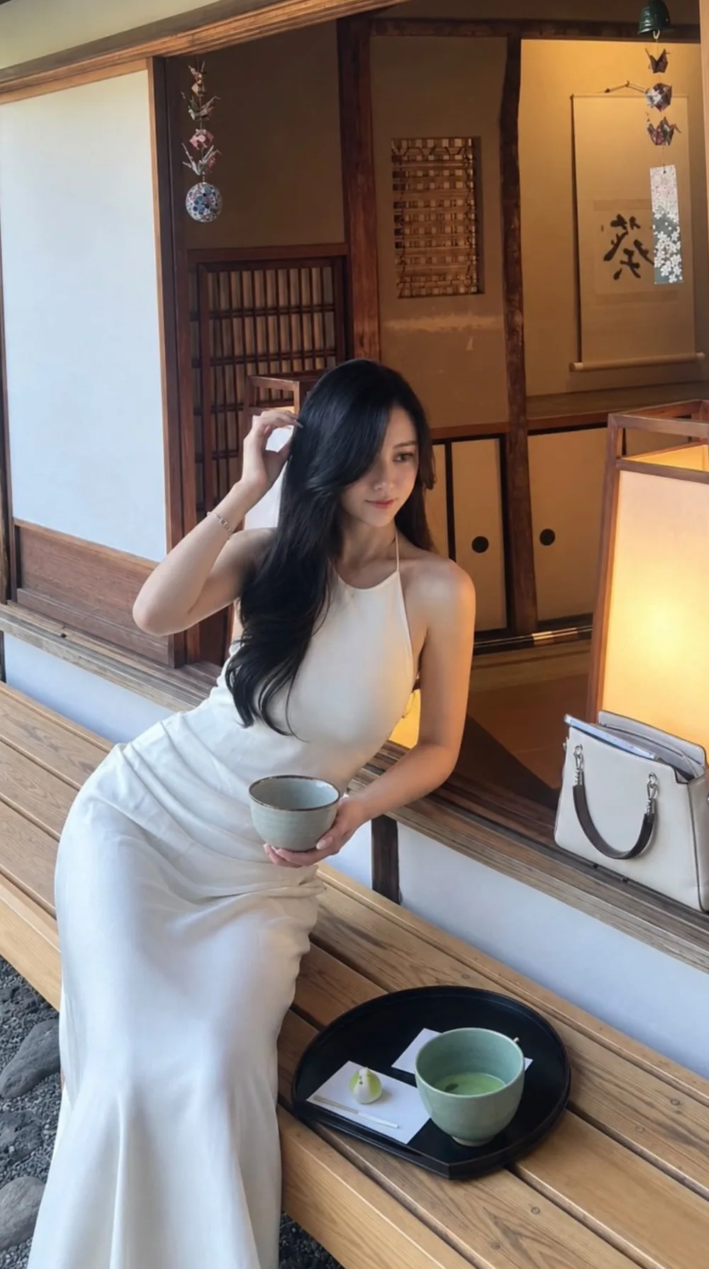 홀터넥 실크 맥시 드레스 - 1