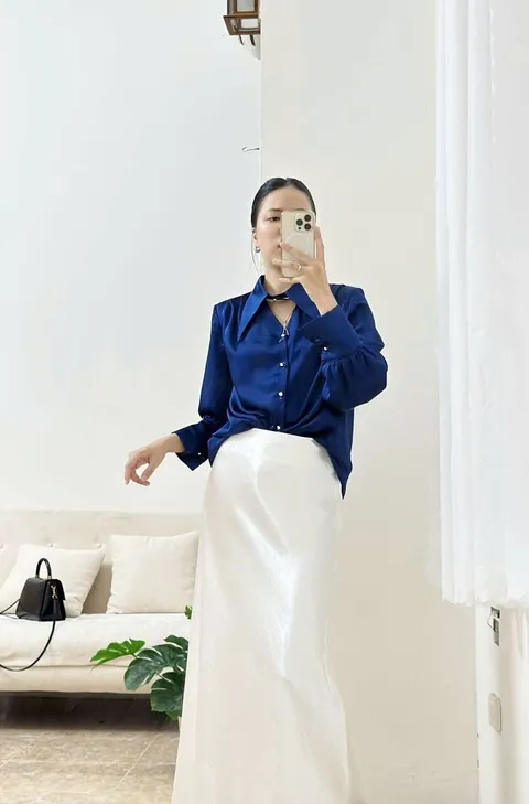 루비 실크 A라인 맥시 스커트
