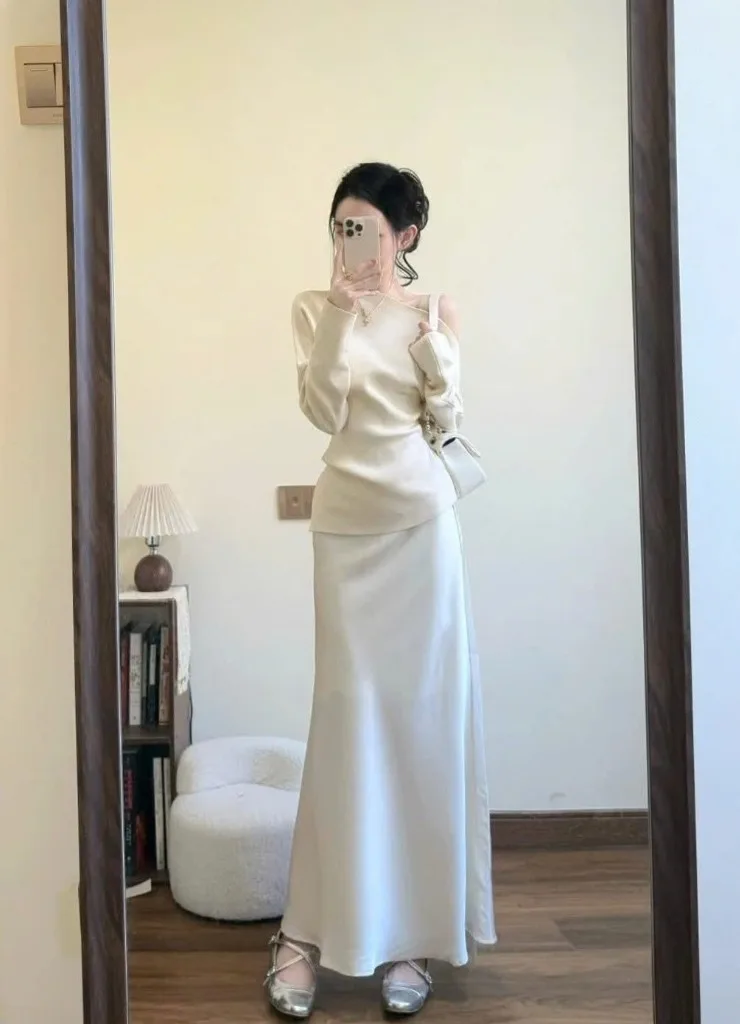 쑤저우 실크 A라인 맥시 스커트